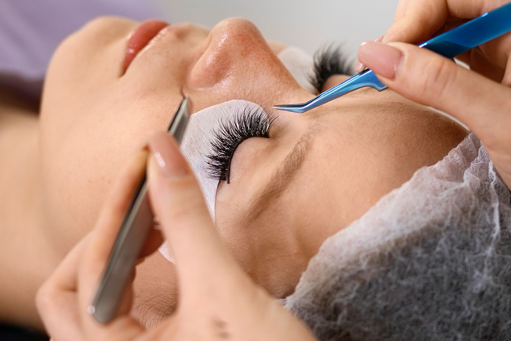 eyelash-extensions