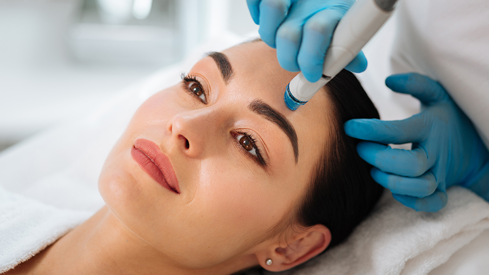 Best Facial Treatments for Sun-Damaged Skin 7 hydrafacial